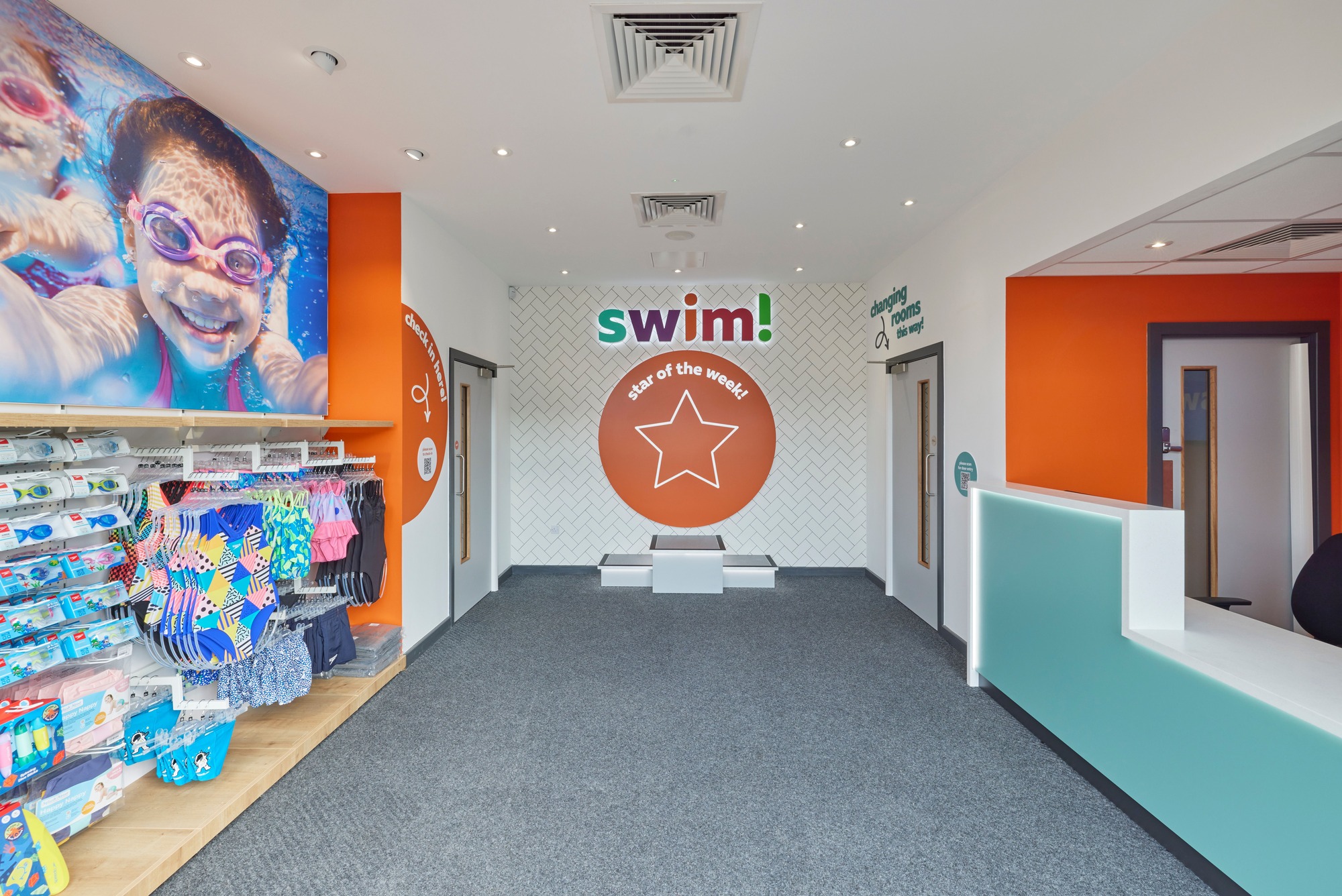 Swimming Lessons in Castleford swim!