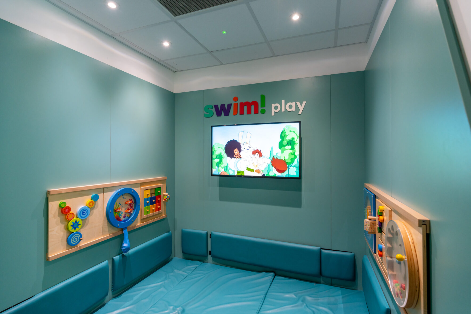 Swimming Lessons in Oldbury swim!